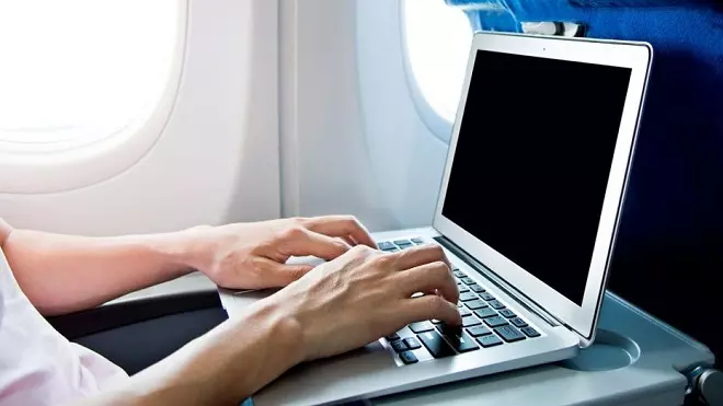 Можно ли провозить ноутбук в ручной клади в самолете